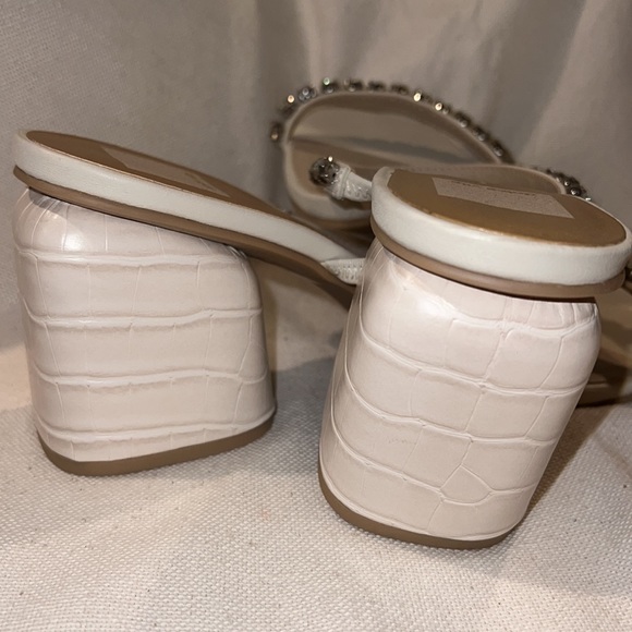 Dolce Vita Natie Slide Sandal - Picture 4 of 6